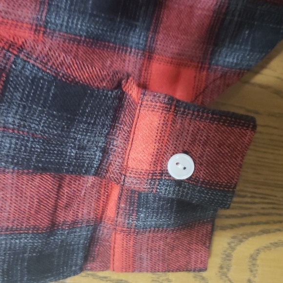 ❣New boutique plaid shirt NWOT - Picture 10 of 13